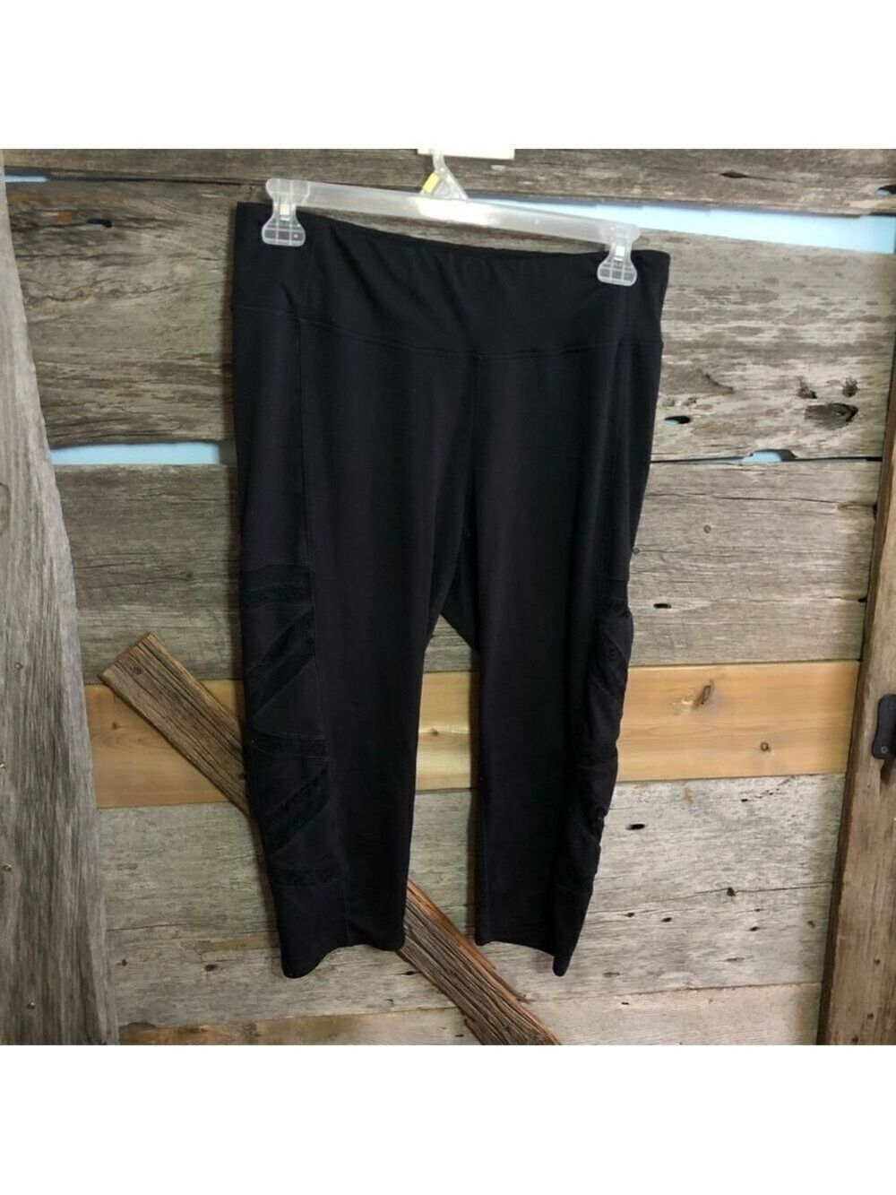 MAURICES Plus Size 1(1X) Black Compression Activewear Leggings